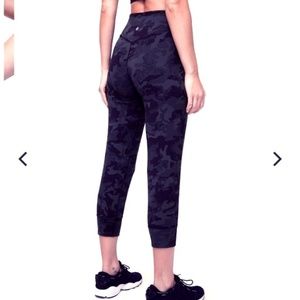 Lululemon Align Jogger Crop